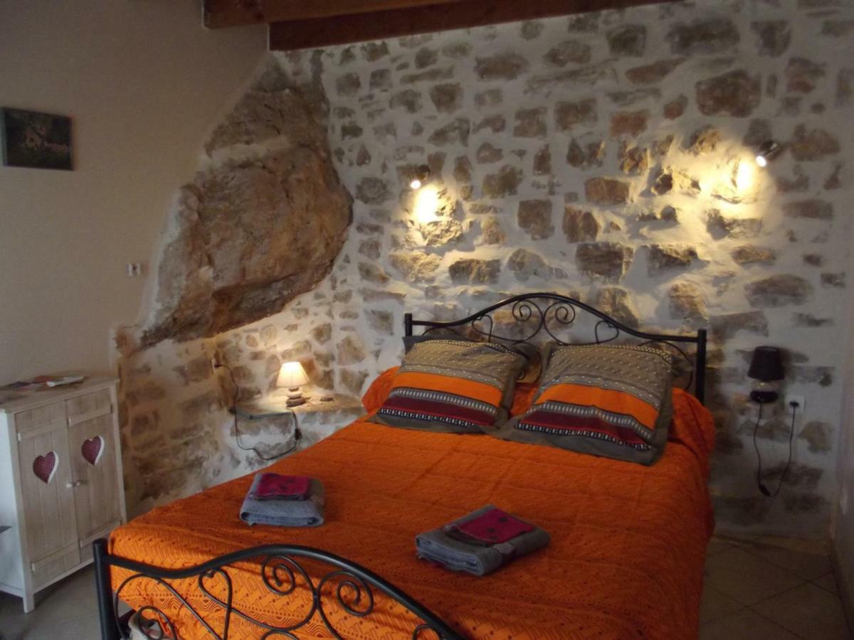 L'Auberge du Mazet Lodève Exterior foto